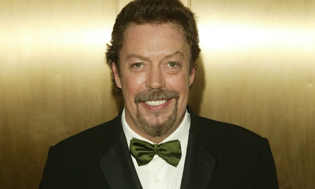 O ator Tim Curry morre aos 80 anos